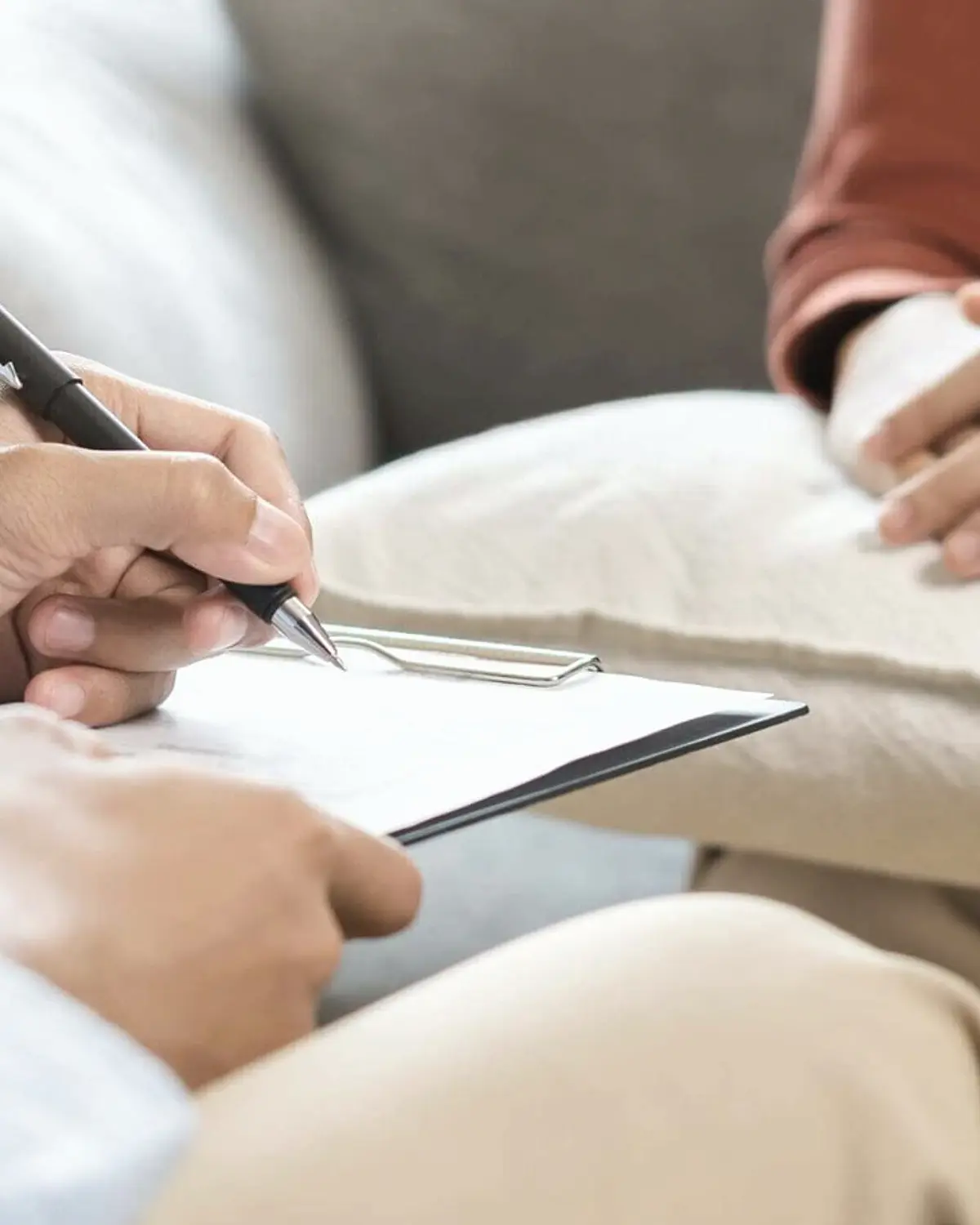 Supportive recovery scene illustrating aftercare and continued support