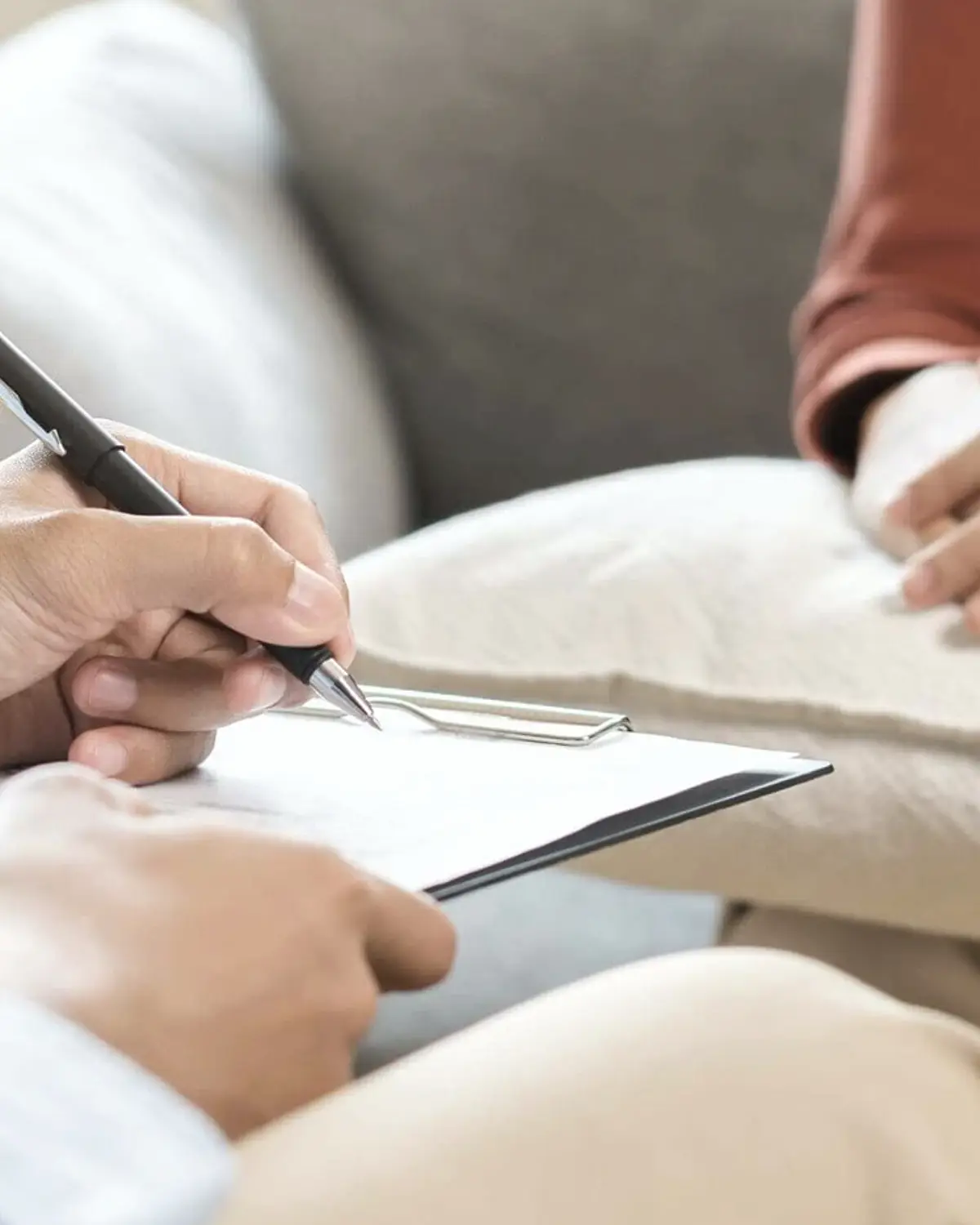 Supportive recovery scene illustrating family therapy questions