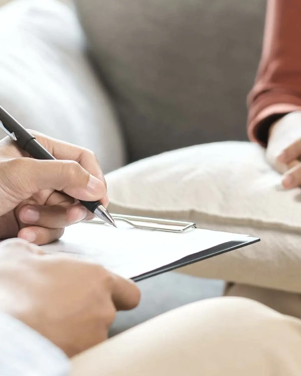 Supportive recovery scene illustrating nbome compounds and addiction