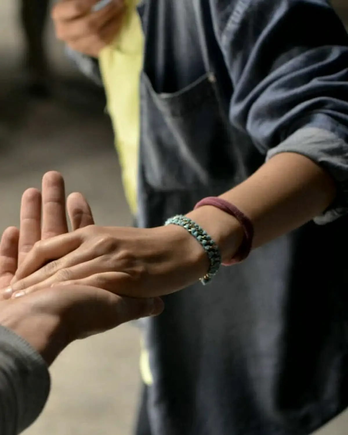 Supportive recovery scene illustrating peer recovery support