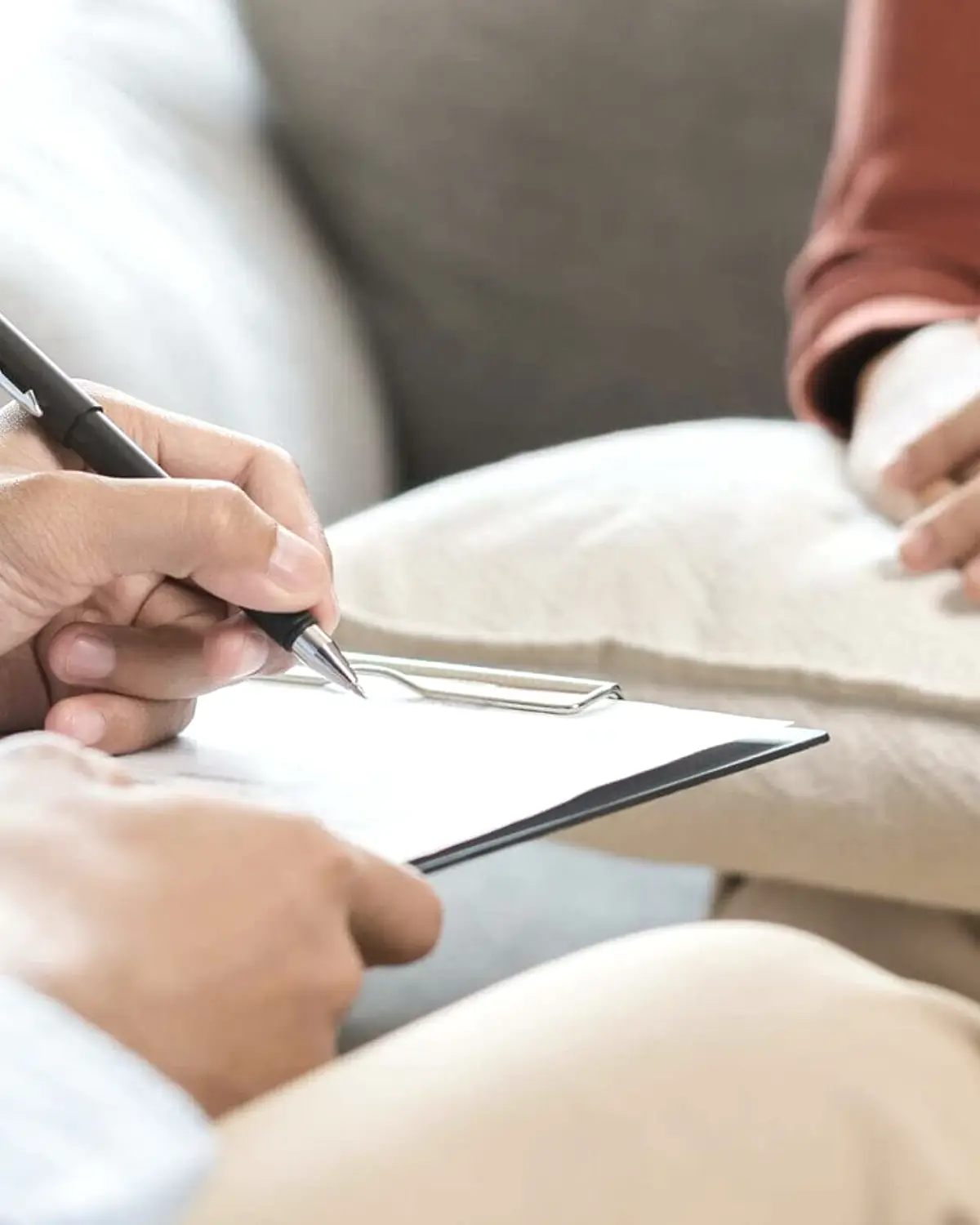 Questions for Comparing Outpatient Options | Choice Recovery Path Supportive recovery talk representing questions for comparing outpatient options questions from Española, NM before travel to Albuquerque