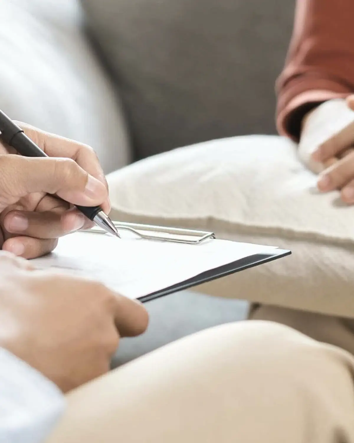 Questions for Comparing Outpatient Options | Choice Recovery Path Supportive recovery talk representing questions for comparing outpatient options questions from Portales, NM before travel to Albuquerque