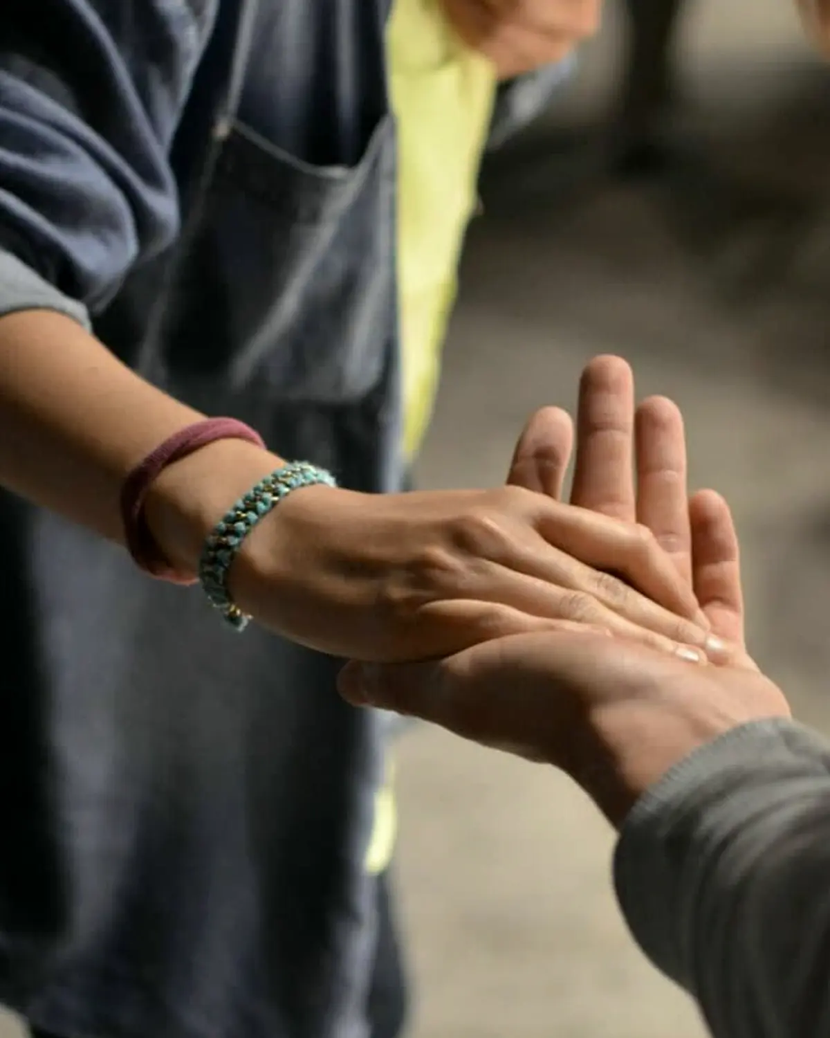 Supportive recovery scene illustrating what to expect